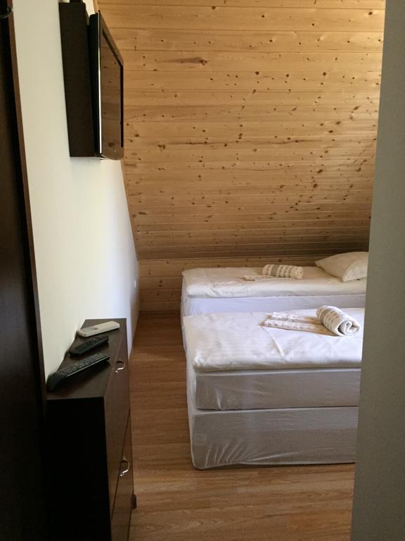 Magyar Golf Club Hotel Kisoroszi Room photo